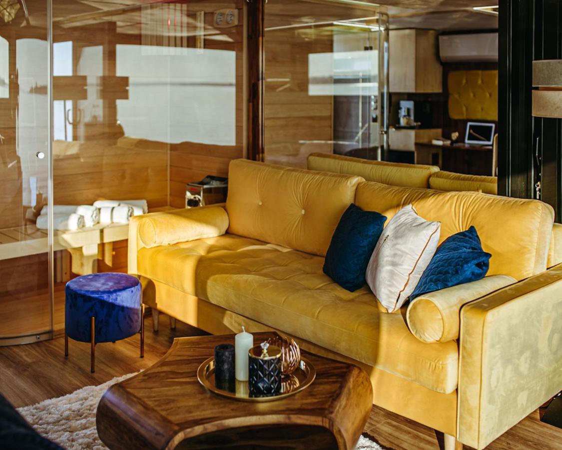 Hotel Hausboot Mit Traumlage In Luebeck-Travemuende Esterno foto