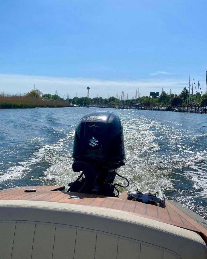 Hotel Hausboot Mit Traumlage In Luebeck-Travemuende Esterno foto