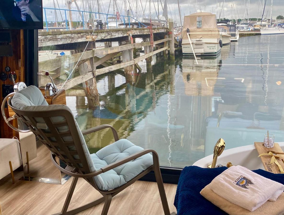 Hotel Hausboot Mit Traumlage In Luebeck-Travemuende Esterno foto