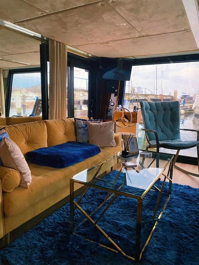 Hotel Hausboot Mit Traumlage In Luebeck-Travemuende Esterno foto